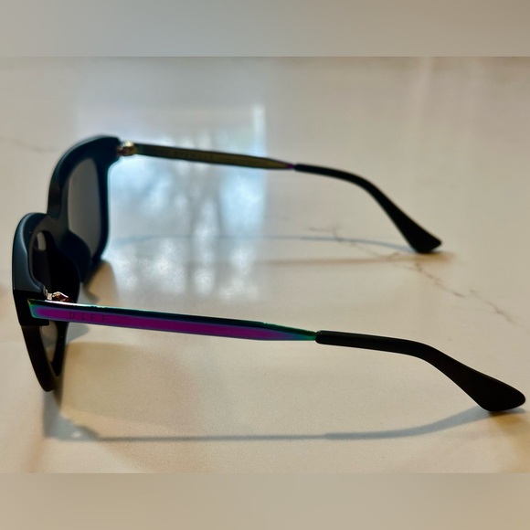 Diff Sunglasses - Picture 3 of 7